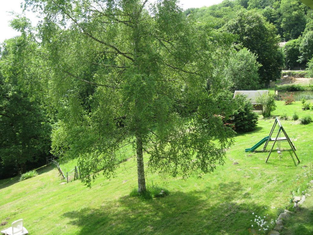 Les Grillons Du Morvan Montsauche-les-Settons Exterior photo